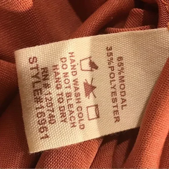 Rust color sleeveless top - Picture 7 of 10